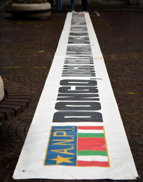 Fascismo ultimo atto - Coro e letture