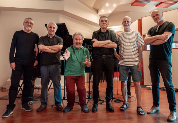 Jazz Device Five live