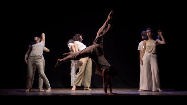 DANZA CONTEMPORANEA ADULTI