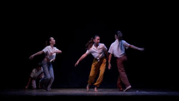 DANZA GRADO 4- DANZA CONTEMPORANEA E CLASSICA