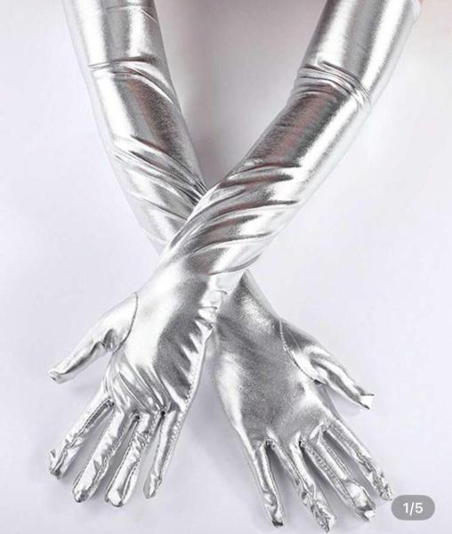 Teresa Petruzzelli: lettura scenica di Polpessa e altre storie