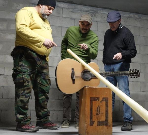 SHOOK ROOTS IN CONCERTO