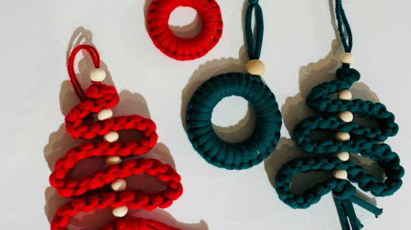 Decorazioni Natalizie in Macramaè di Pinsicraft