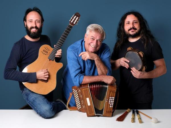 Riccardo Tesi con Elastic Trio
