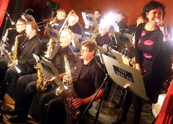 Easy Big Band  Christmas  Concert